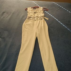 White jumpsuit. Never use M